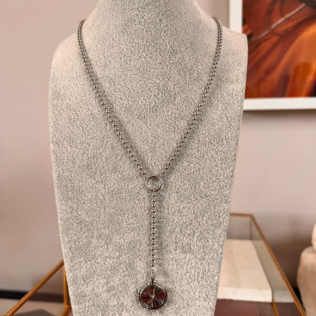 Sample: The Silver Anna Lariat Necklace