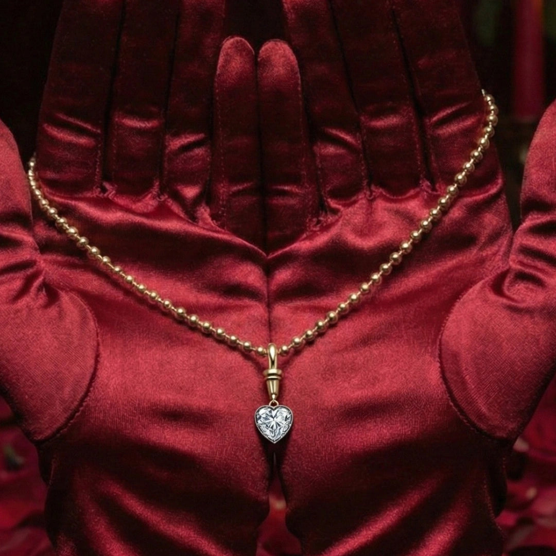 The Petites Coeur Necklace