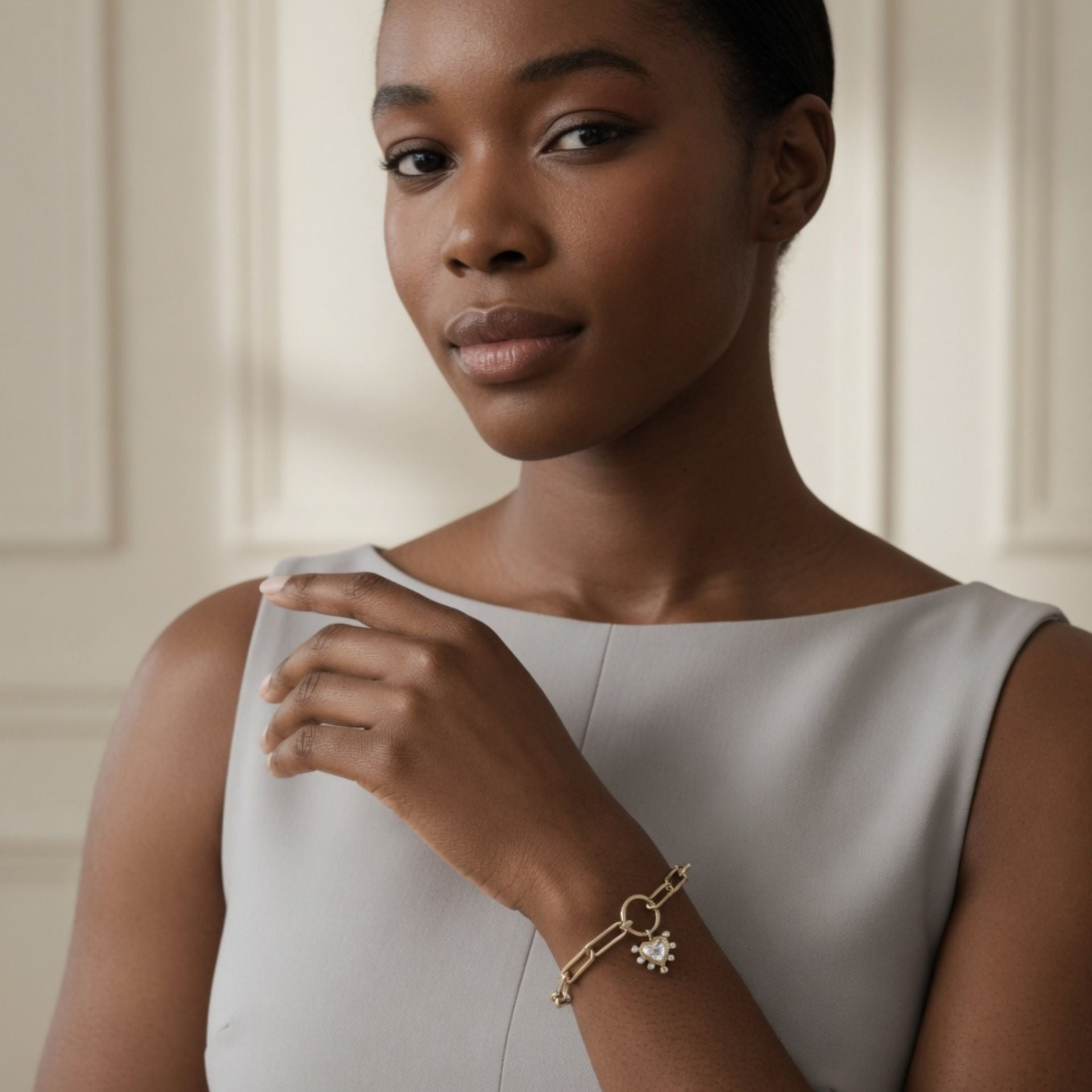 The Gold Formes Heartbreak Charm (Drop only)
