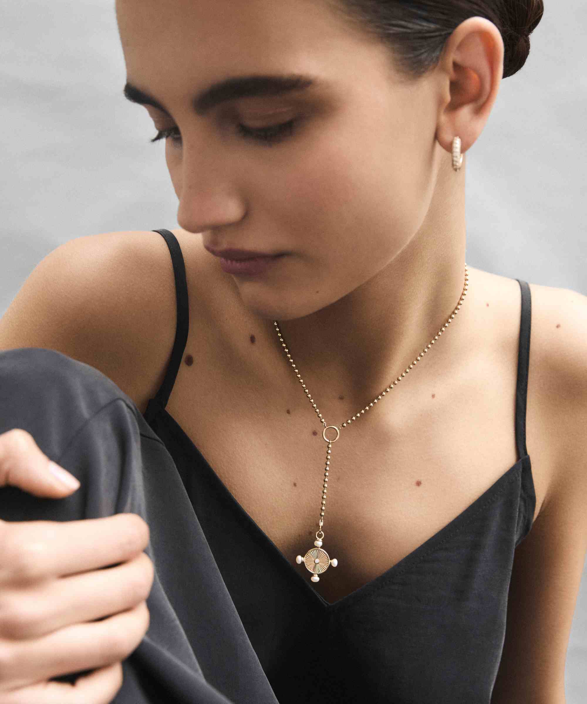 The Gold Magda Lariat