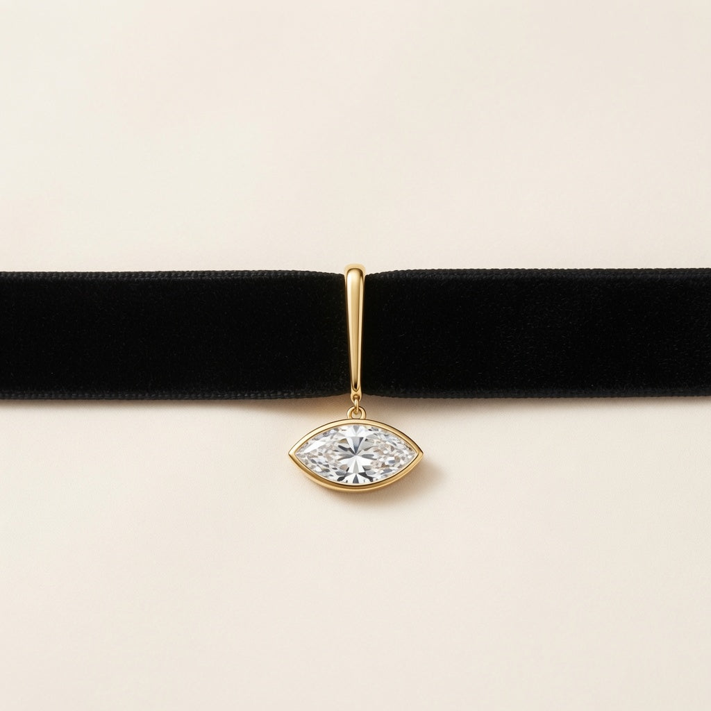 The Velvet Noir Necklace