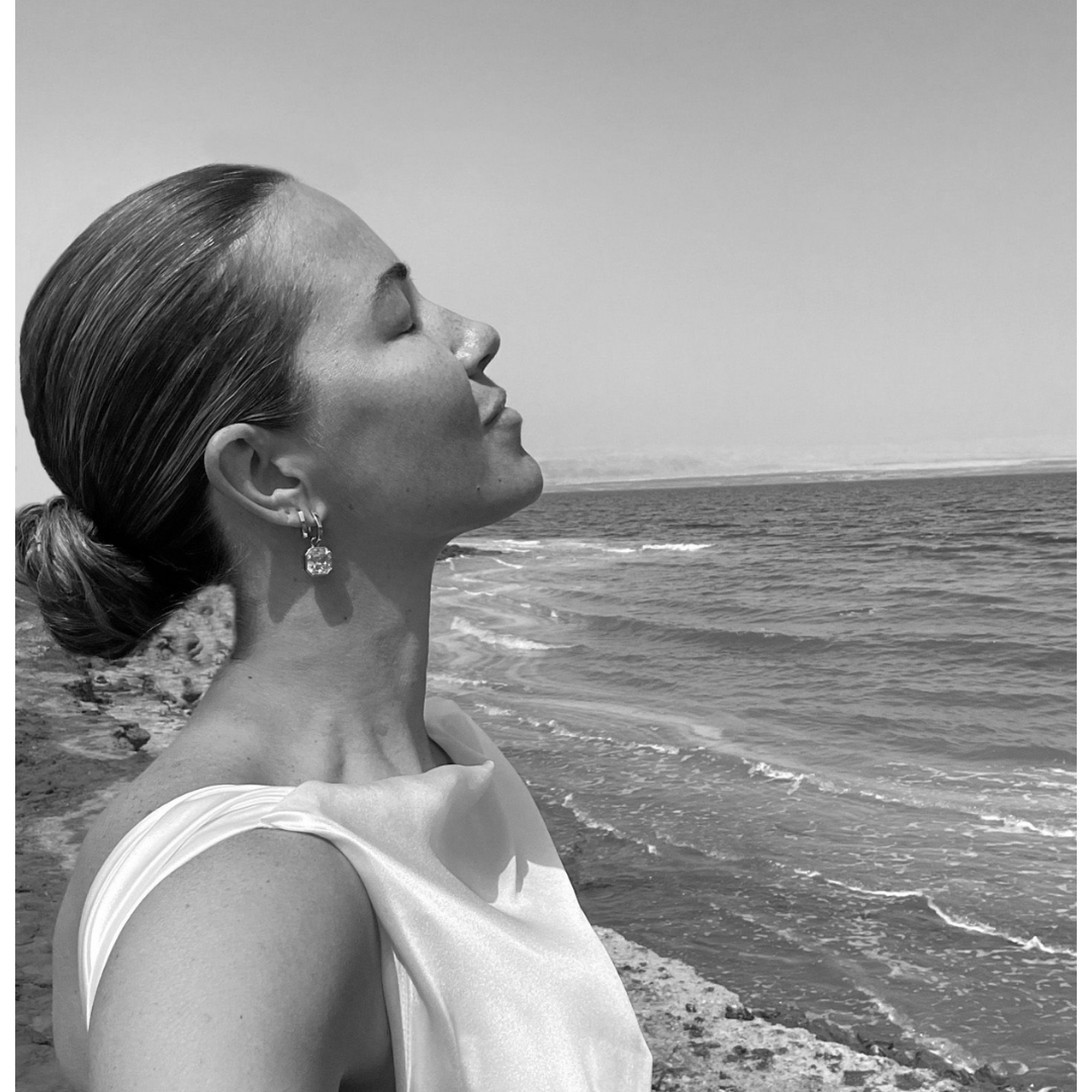 The Gold Deco Dreams Drops