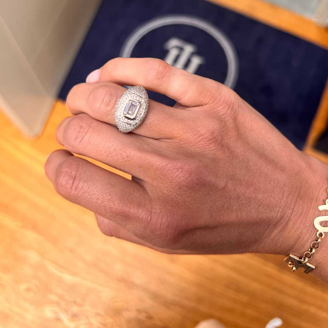 Sample: The Silver Margaux Ring