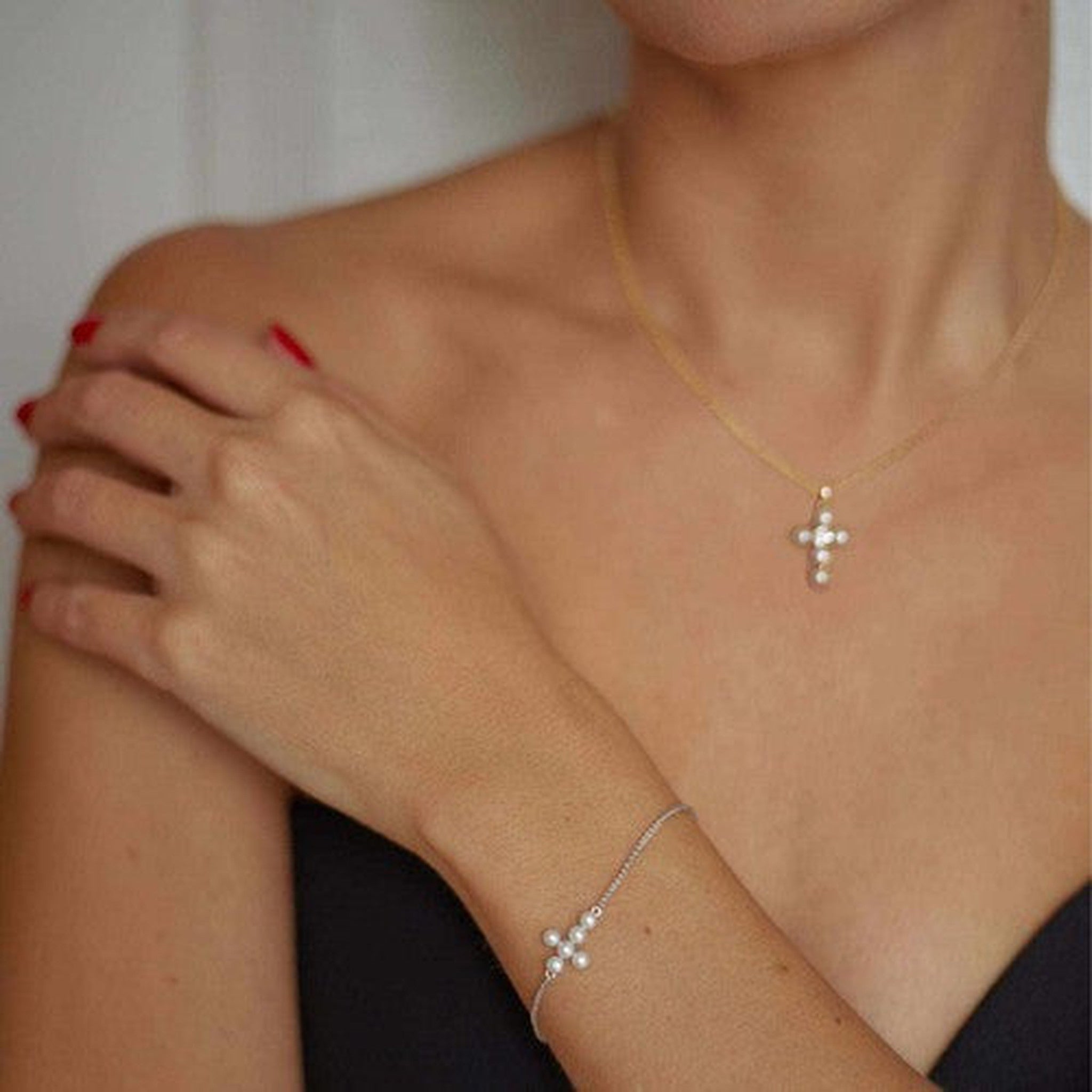 The White Gold In Luck Bracelet