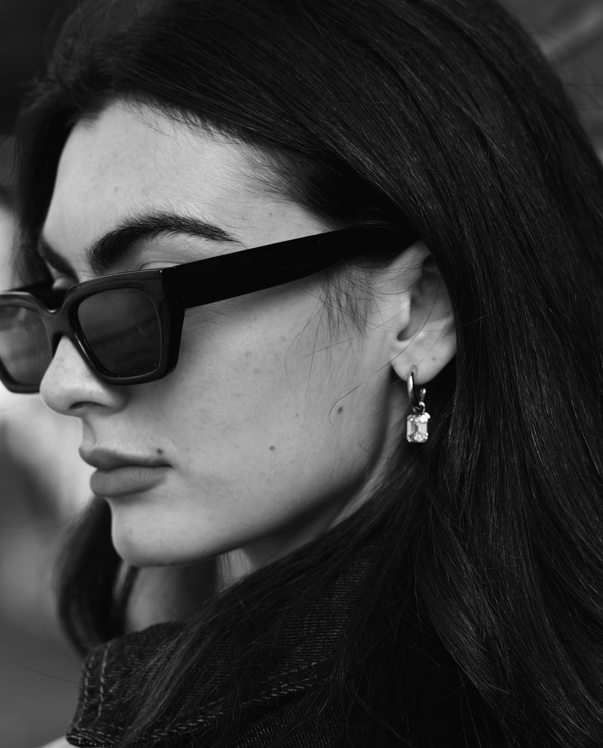 The Noir Formes Earrings