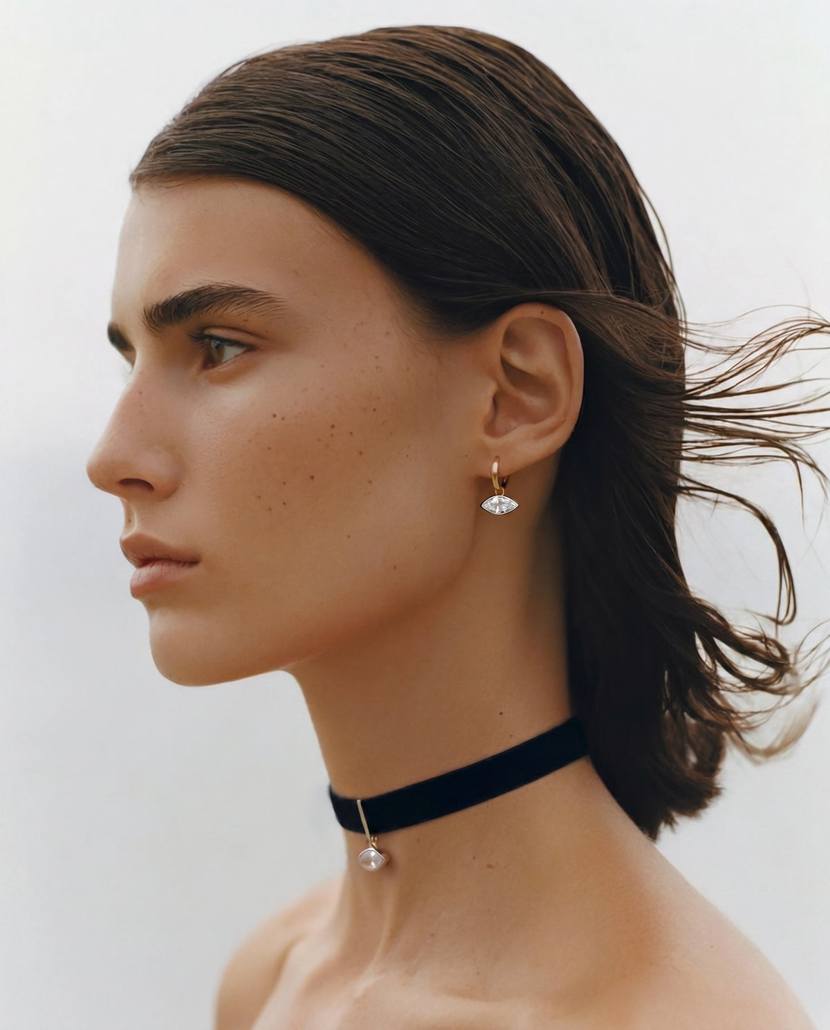 The Velvet Noir Necklace