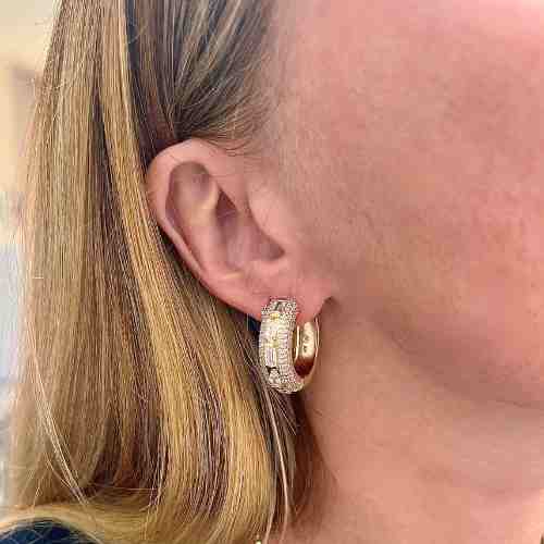 Sample: The Rialto Hoops
