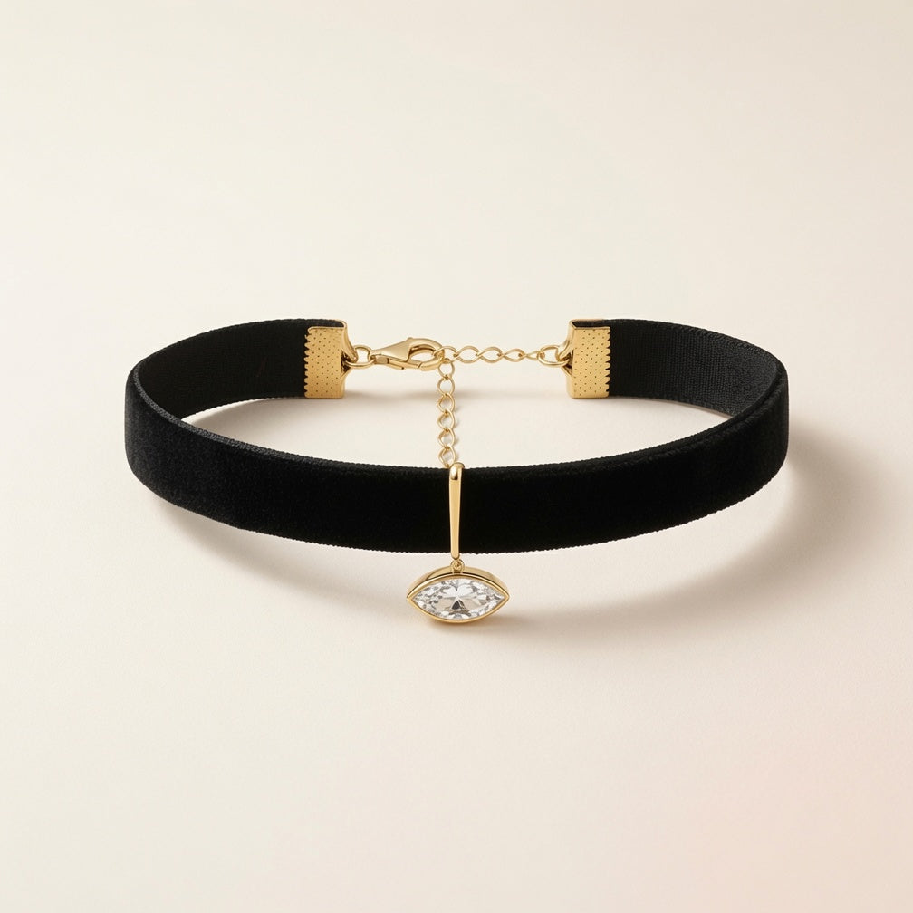 The Velvet Noir Necklace